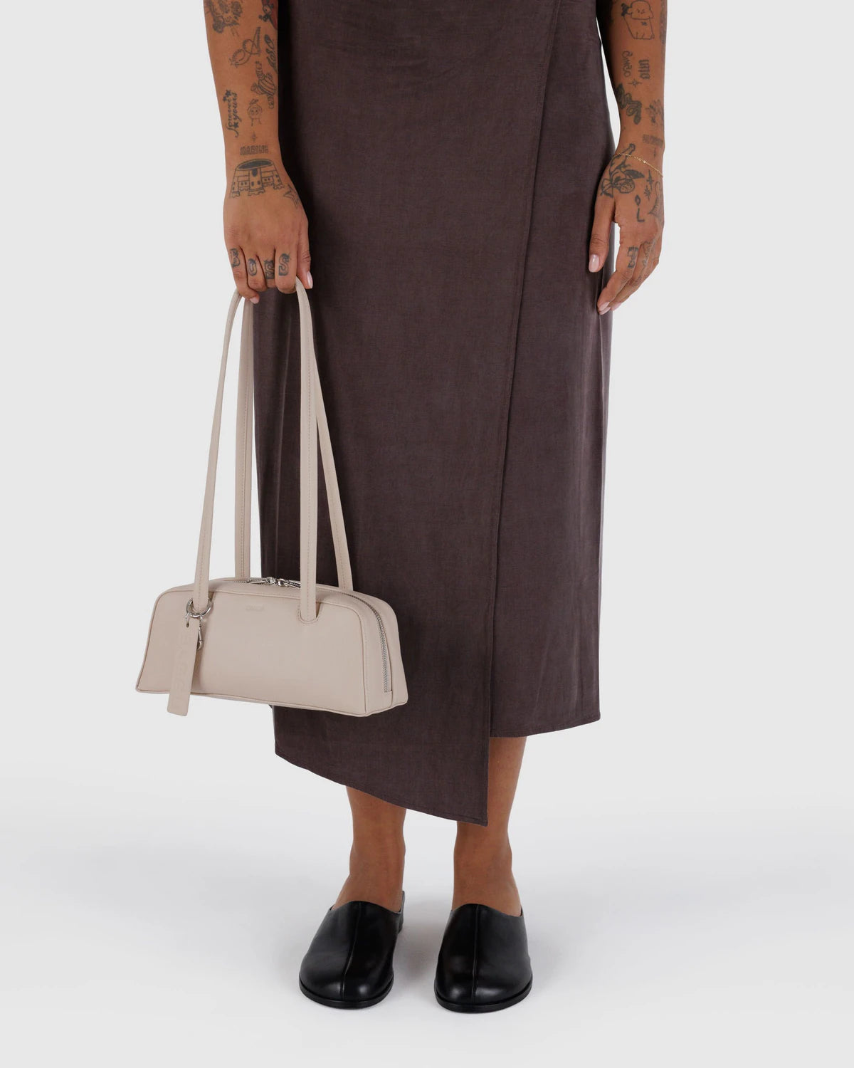 Baggu Small Recycled Leather Bowling Bag – Stone