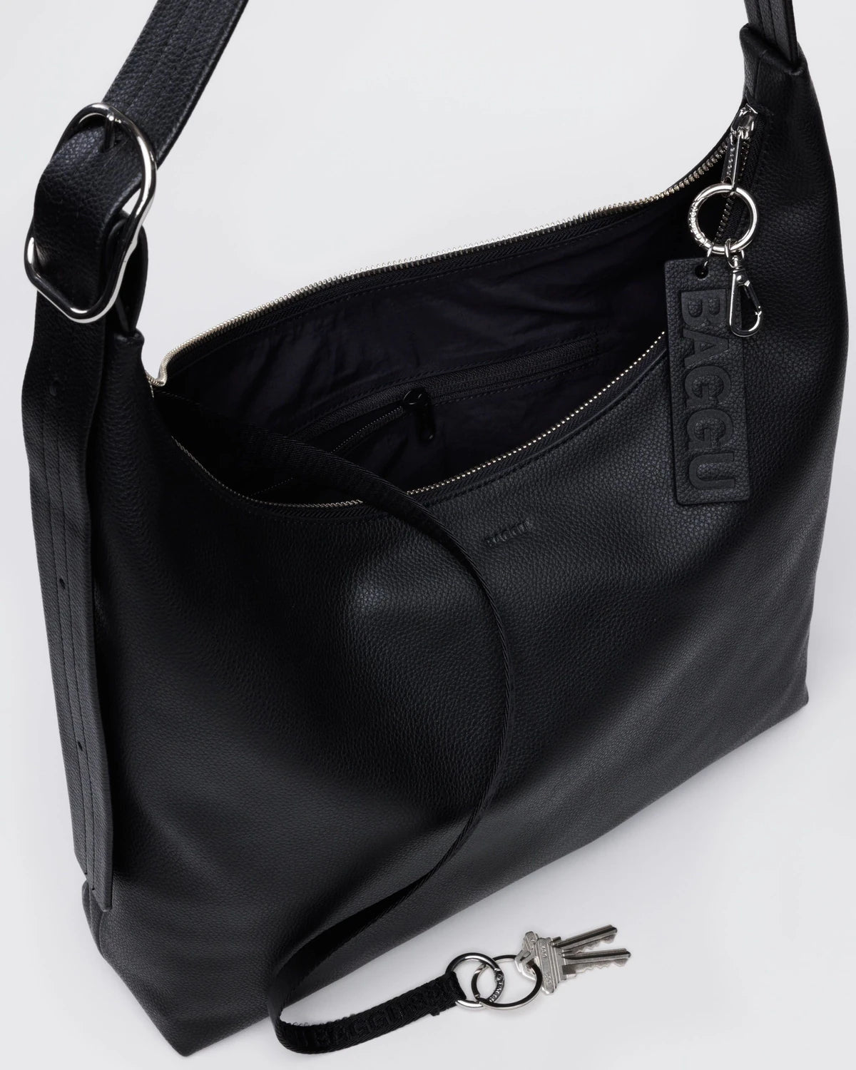 Baggu Recycled Leather Shoulder Bag – Black