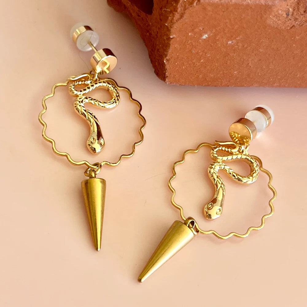 Penny Foggo – Snake & Spike Drops (Fine Thanks)