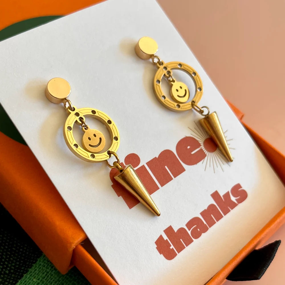 Penny Foggo – Smiley with Attitude (Fine Thanks)