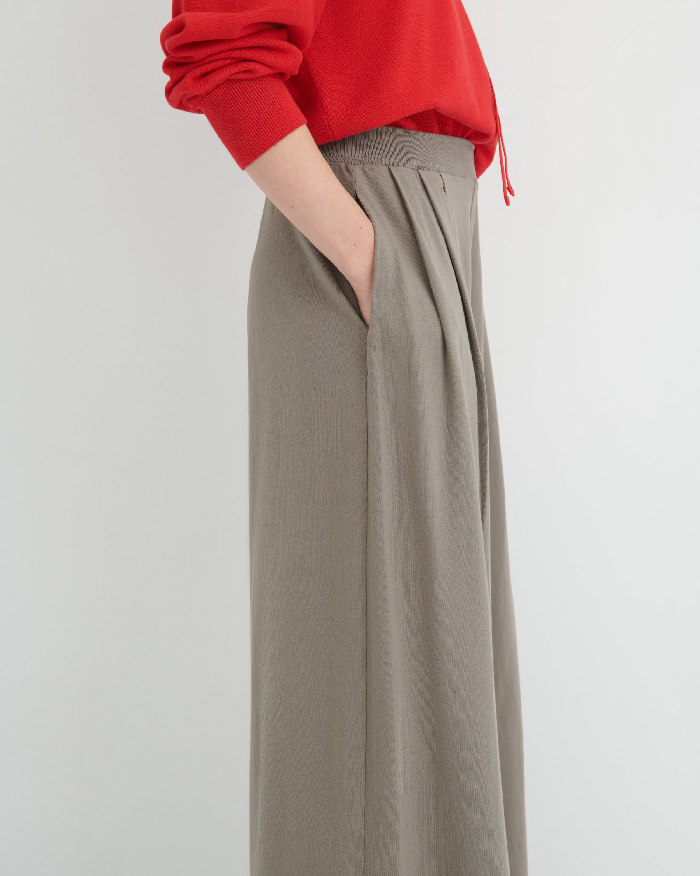 Kowtow Drape Pant – Flint