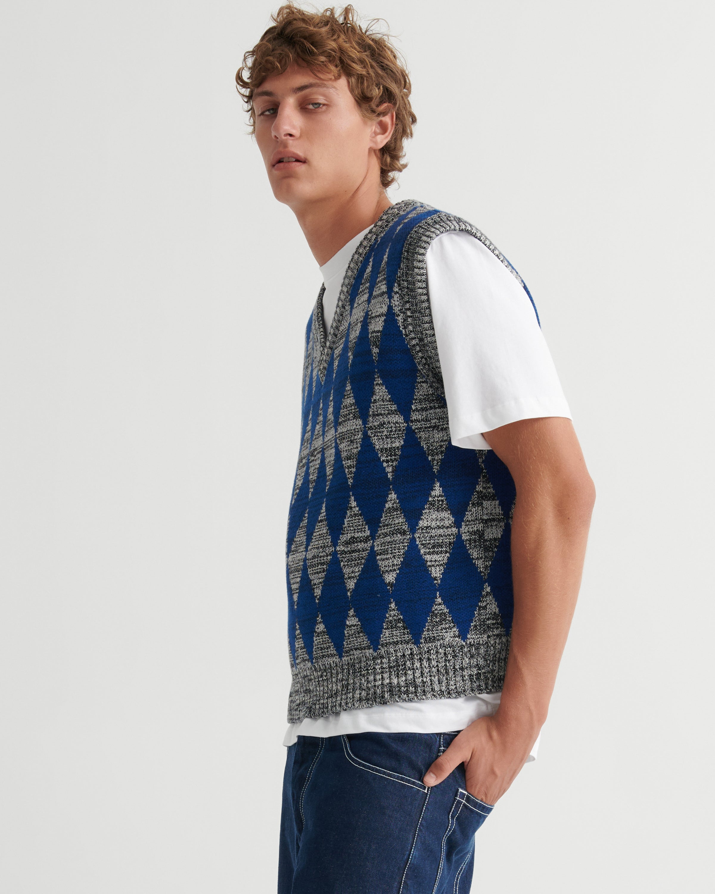 Kowtow Jarman Vest – Diamond Jacquard
