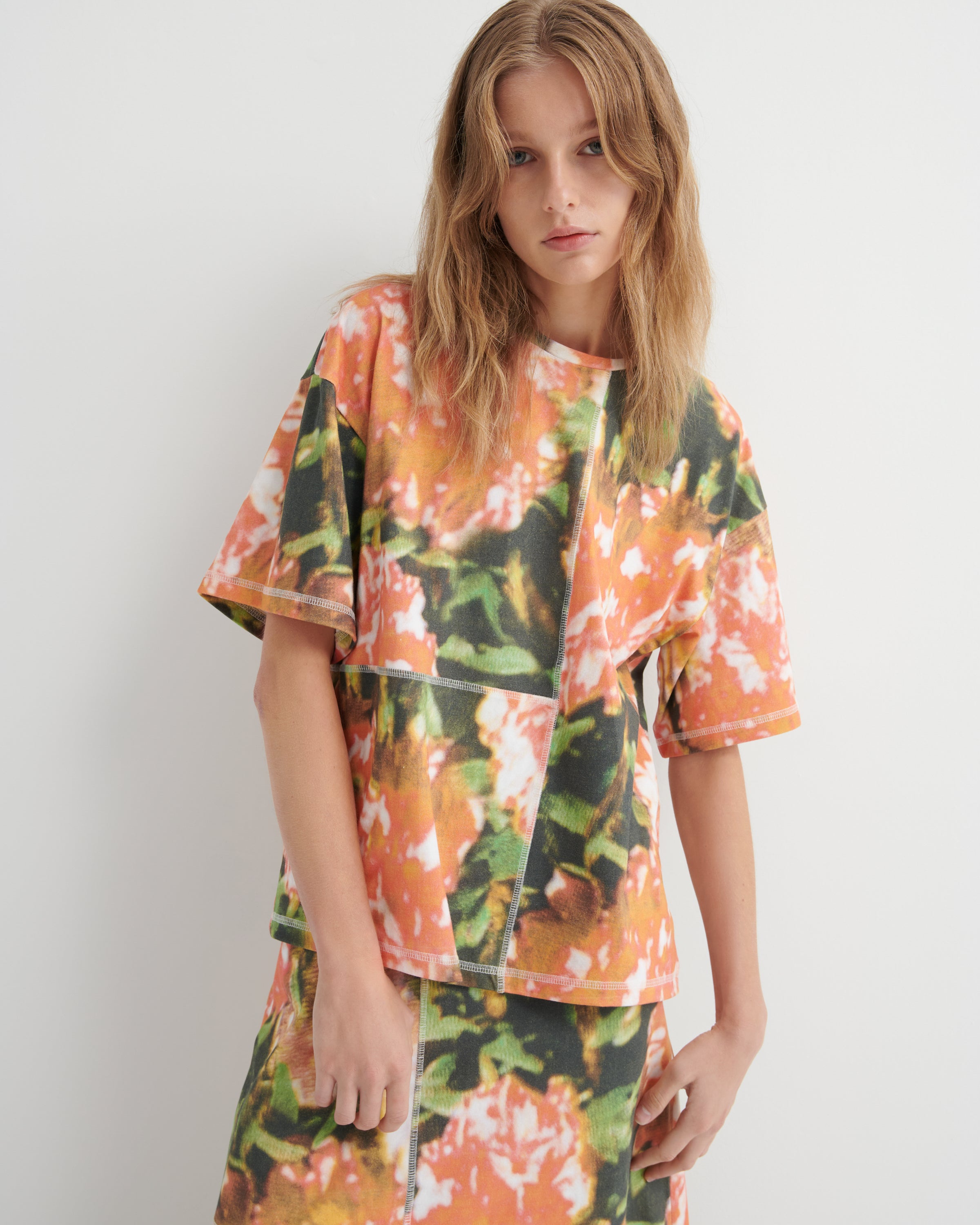 Kowtow Montage Tee – Flower Book