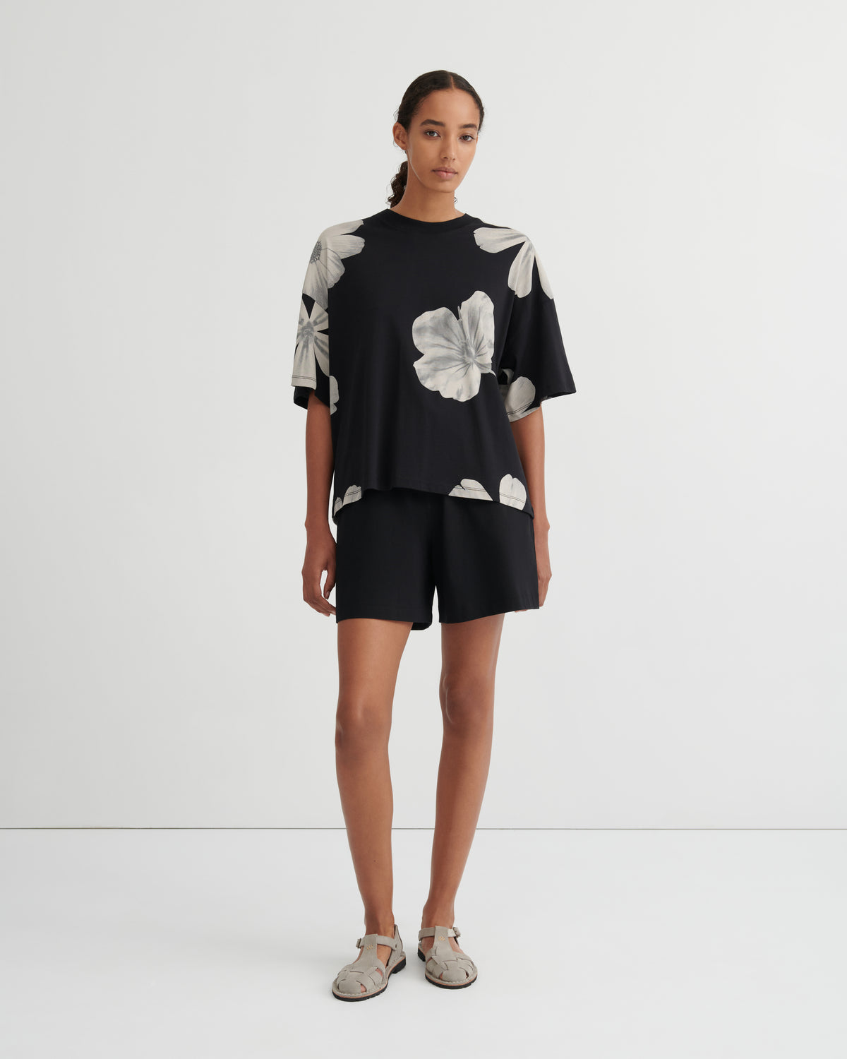 Kowtow Oversized Boxy Tee – Monochrome Floral