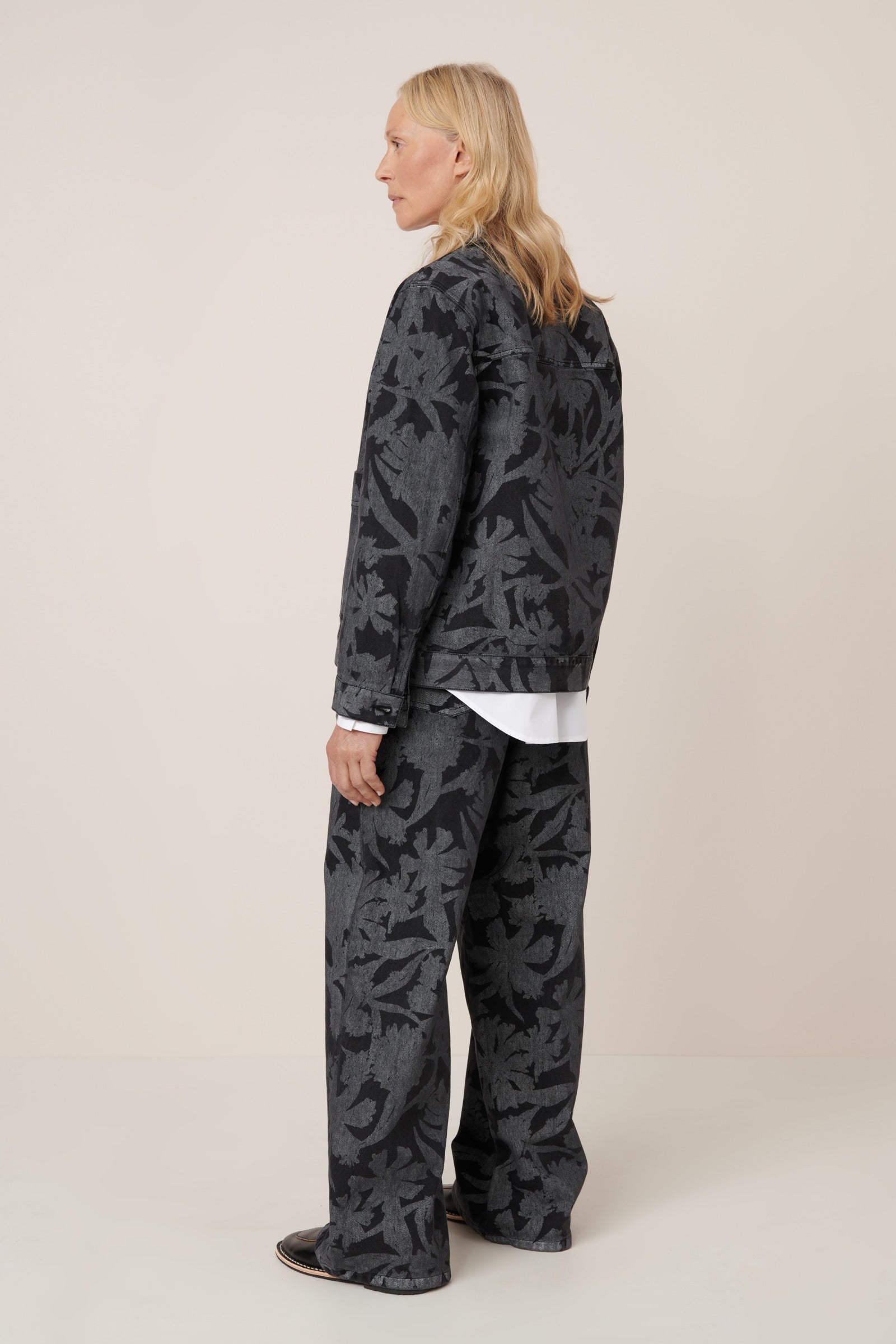 Kowtow Worker Jacket – Etched Denim