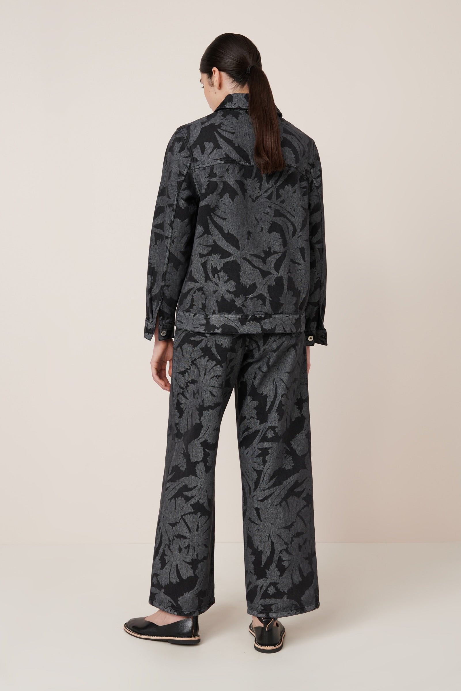 Kowtow Worker Jacket – Etched Denim